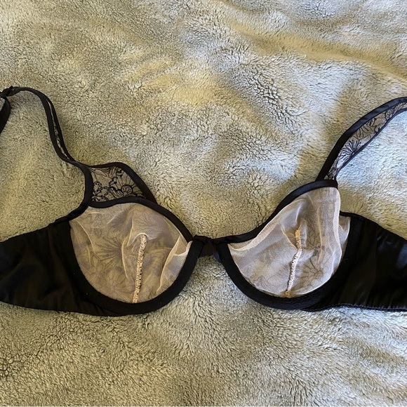 Victoria secret lingerie bra - Picture 4 of 4